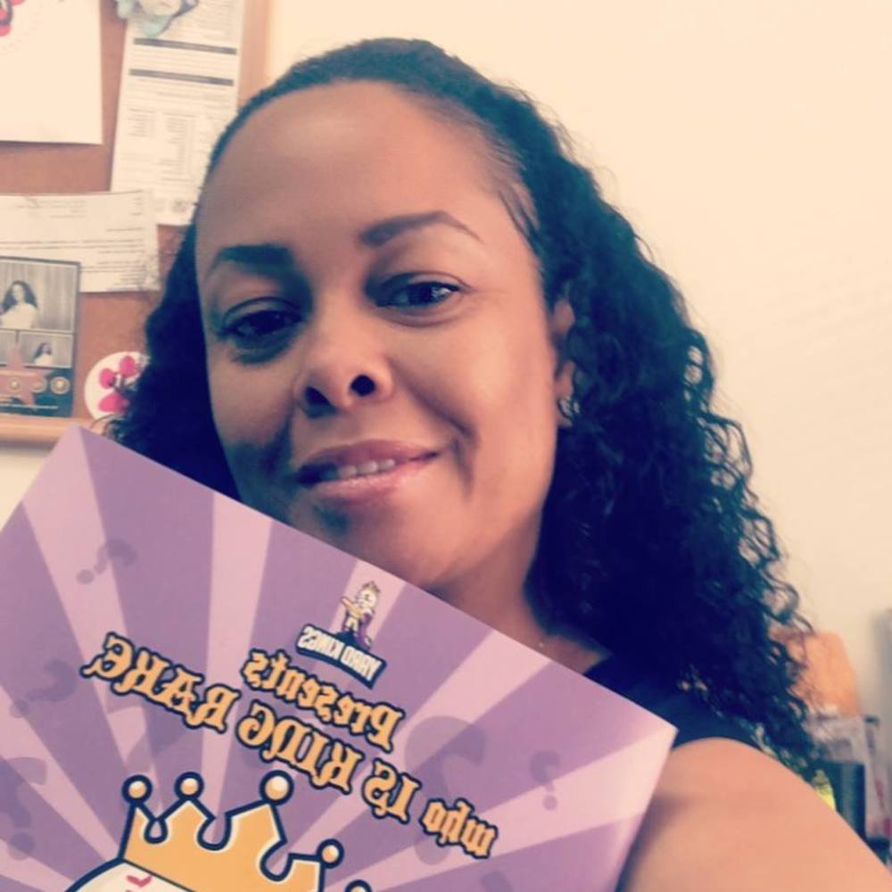 Meet your Posher, Peety